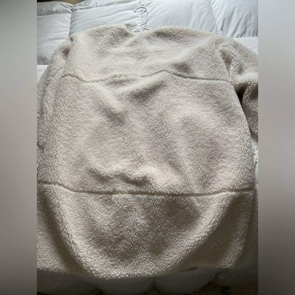 Lululemon coat
